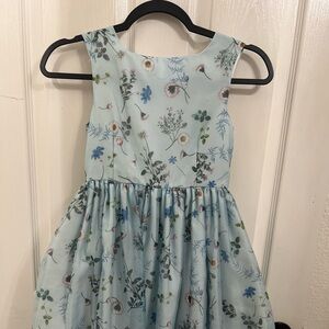 Girls dress
